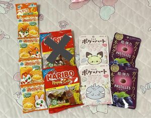 お菓子類計6個！！　 グミ3種類、ラムネ1種類　ハリボー　ハッピーコーラ　パスティーユ　ポケハート　みかんグミ ポケハートラムネ