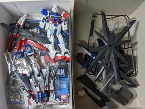 HG 1/100 機動戦士ガンダムSEED 旧キット ジャンク 現状品 フリーダム ディステニー 台座 パーツセット プラモデル