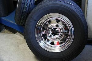 KL company 12 -inch V2 tire & aluminium chrome iron wheel 1 pcs 5 hole PCD 114.3 trailer rim 