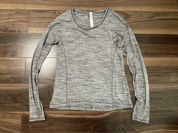 ルルレモン lululemon Sweat Embrace Long Sleeve サイズ4 超美品☆ ロングスリーブ 長袖Ｔシャツ