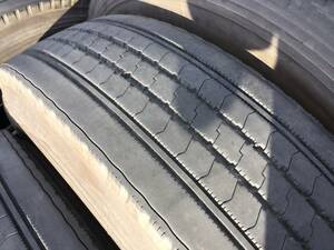 R634 ★10R22.5 14PR BRIDGESTONE R225 2022年製の６本での出品です。 ★領収書可★送料無料です★