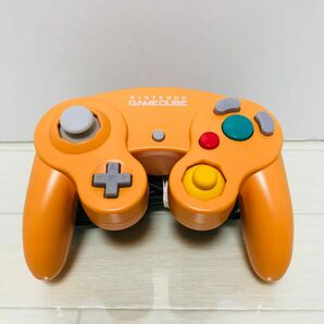 GAME CUBE ゲームキューブ　コントローラー　オレンジ