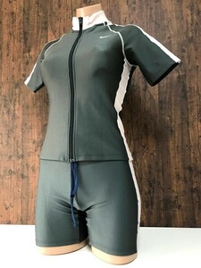ss_0905y * outside fixed form delivery * ultimate beautiful goods Nike NIKE separate .. swimsuit high‐necked full Zip short sleeves half spats pink × gray cloth thickness M