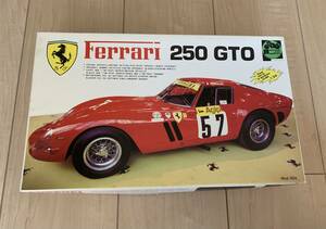 プロター フェラーリ FERRARI 250 GTO 1/24 イタリア製 PROTAR