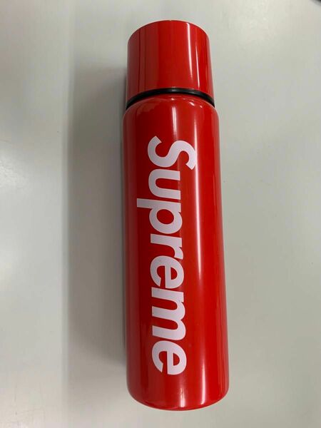 2020AW■Supremeシュプリーム■SIGG Vacuum Insulated 0.75L Bottle Red