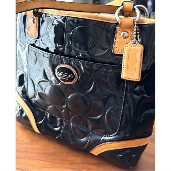 coach エナメル シグネチャー トートバッグ COACH ハンドバッグ