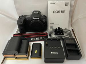 Canon EOS R5 body beautiful goods 4000 Schott about rechargeable battery great number attached 