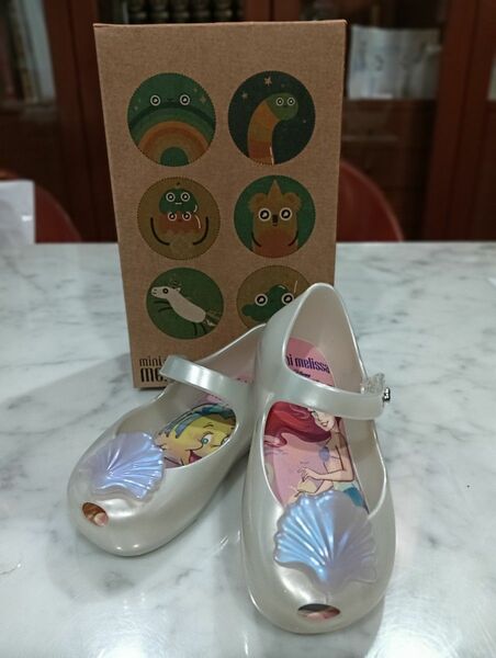 mini melissa　新品女児ラバーシューズ　11000 円