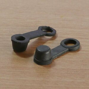  air bleed screw rubber cap 2 piece ( air pulling out grease nipple air bleeder bolt. rubber cover )