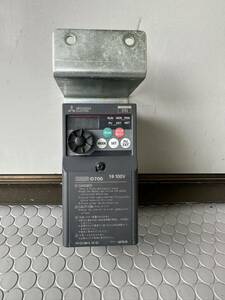 三菱電機 MITSUBISHI FREQROL-D700 インバータ FR-D710W-0.1K-05 100V 50/60Hz 動作品