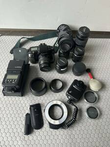 Canon キャノン フィルムカメラ EOS100QD EF 50mm1:2.5 2個 35-80mm1:4-5.6 100-300mm 1:4.5-5.6 LIFE-SIZE レンズ付 EW-54 ET-65II 540EZ