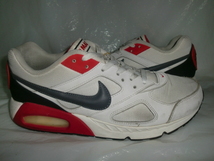 ★NIKE AIR MAX IVO `19製ナイキ CD1540-100 エアマックス IVO ホワイト/グレー/ブラック/レッド_画像2