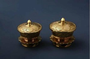  finest quality goods *[.. law . temple . for Buddhist altar fittings ] another on . carving front .. water vessel, paint . vessel set brass made burnishing finishing 