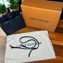 新品同様　ルイヴィトン LOUIS VUITTON オンザゴー　PM モノグラム　アンプラント　ショルダーバック　2WAY M45653 RFID ブラック_画像10