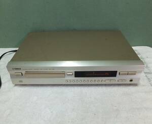 YAMAHA CDX-496 CD player used Junk 