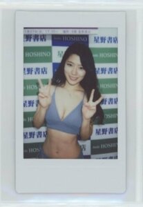 【1円スタート】HIT'S/山田かな　1of1 イベント会場撮影チェキ　(ブルーグレー/星野書店近鉄パッセ店/名古屋) 240410-159