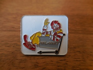 フランス☆古いピンズ【McDonald's WAL MART】カナダ ピンバッジ ピンバッチ PINS マクドナルド ドナルド