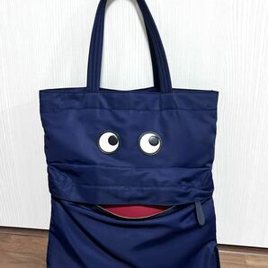 アニヤハインドマーチ ANYA HINDMARCH アイズトート ネイビー ナイロン トートバッグ の画像1