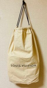 LOUIS VUITTON 布製の袋　大判巾着(美品)