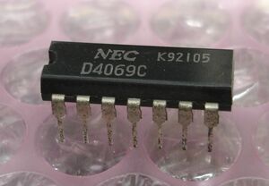 NEC uPD4069C [5個組].HE96