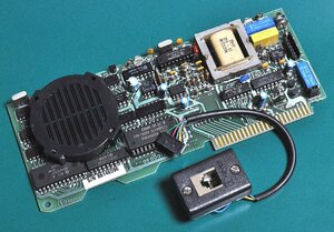 Hayes MICROMODEM IIe 300 bit/s Modem (AppleⅡ) [ control :SA1127]