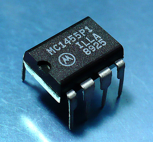 Motorola MC1455P1 (NE555・タイマー) [8個組](b)