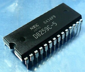 NEC uPD8259C-5 (割り込みコントローラ) [B]