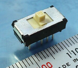 ALPS 小型スライドスイッチ (2回路/ON-ON-ON？) [10個組](d)