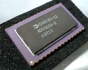 Analog Devices ADADC80-12 (12bit A/Dコンバータ) [B]