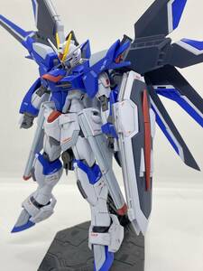 HG Rising freedom Gundam модифицировано . полное окрашивание конечный продукт 