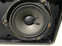 DP-051405 中古動作品　BOSE MODEL 101MM　専用天吊金具・落下防止ワイヤー付 ボーズ ペアスピーカー　汚れ有り　未清掃_画像2