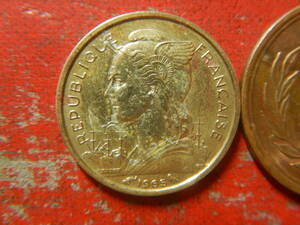 外国・フランス領ソマリランド／１０フラン・アルミニウム青銅貨（1965年）：発行枚数２５万枚　240518