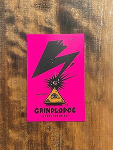 【正規品】　GRINDLODGE グラインドロッジ ステッカー ピンク 蛍光