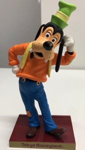  Disney Land Goofy figure Disney