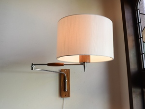 アンティーク照明 北欧ヴィンテージ デザイン シェード付き アーム 木製ウォールランプ ブラケットライト