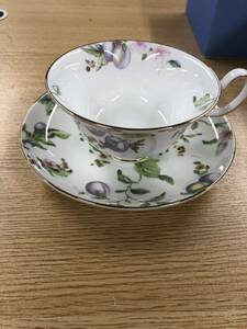 森　WEDGWOOD ウェッジウッド ティーカップ カップ ソーサー 2客セット