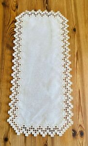  Northern Europe Sweden * is - Dan ga- embroidery white ground Runner 