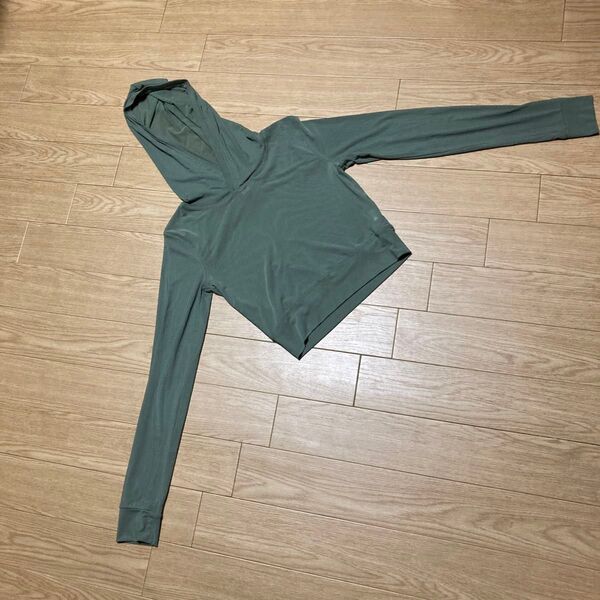 forever21トップス パーカー 薄手 長袖 レディース