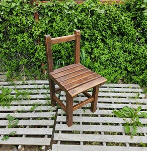 ジャパンアンティーク 木製 椅子 学校 チェア 花台 飾り棚 シャビー インテリア 古民家 ヴィンテージ レトロ 古道具