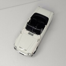 1/24 日産 ダットサン フェアレディ 2000　オープン　昭和の名車 ホワイト DATUN nissan fairlady 2000 ドア開閉 ミニカー 1円〜 051615_画像4