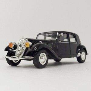 1/43 シトロエン 11CV トラクシオン・アバン フランス車　クラシックカー　ビンテージカー ブラック　Citroen Traction avant 1円〜 051302