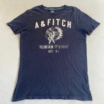 セール 即決1円 ★Abercrombie&Fitch/アバクロンビー&フィッチ/アバクロ/半袖Tシャツ/Tシャツ/半袖/ロゴ/Sサイズ 肩幅43 身幅51 着丈70_画像2