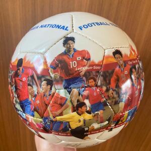 希少 限定2002年 FIFA 日韓ワールドカップ サッカーボール 日韓共同開催記念 サイン