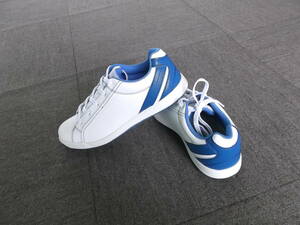 * шиповки отсутствует обувь белый / голубой размер 26.0* новый товар не использовался не использовался 