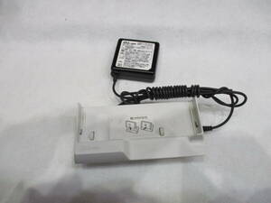 * used au KDDI common AC adapter HS-YJAgalake- charger desk holder attaching 