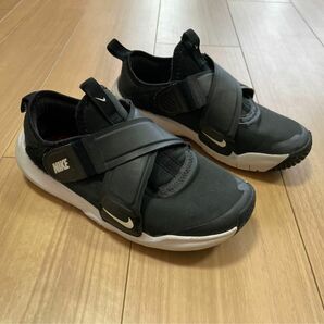 【21.5cm】ナイキ フレックス アドバンスKids’ Shoe