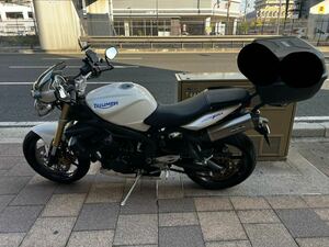 トライアンフ　ストリートトリプル　triumph street triple 残車検あり　要整備