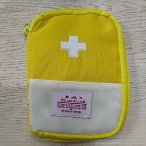  medical ( first aid ) pouch ( first-aid goods inserting ).