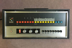 GIBSON MAESTRO「RHYTHM KING MRK-2」1970年代の非常に良好な状態のアナログドラムマシン ＊ 激レア! ＊ Rare 70s analog drum machine VGC