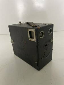 D05010 rare T.U.CAMERA on rice field photograph machine? box camera antique Vintage hand .. box?
